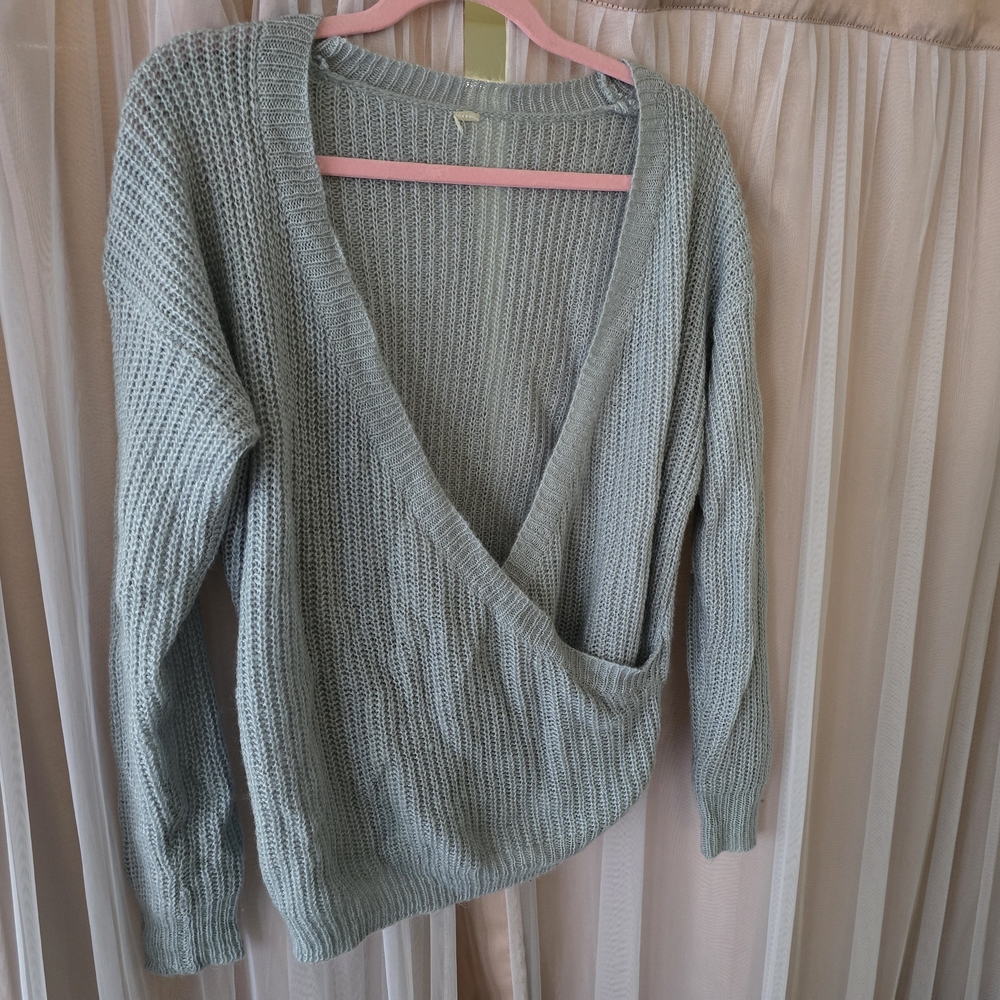 Cozy Gray-blue V-Neck Wrap Style Sweater